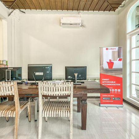 Reddoorz Plus Near Akademi Kepolisian Semarang 3 Eksteriør bilde