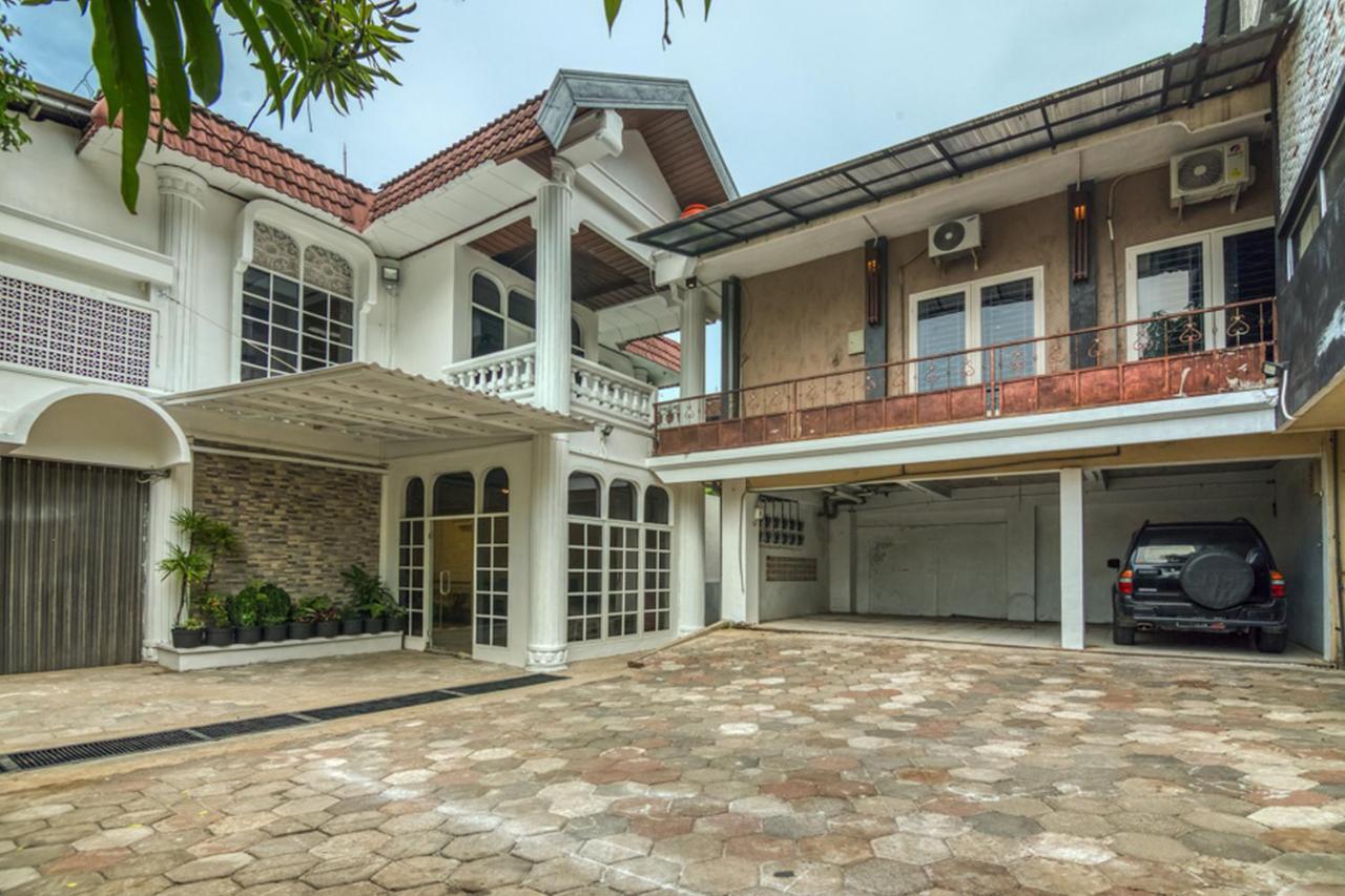 Reddoorz Plus Near Akademi Kepolisian Semarang 3 Eksteriør bilde